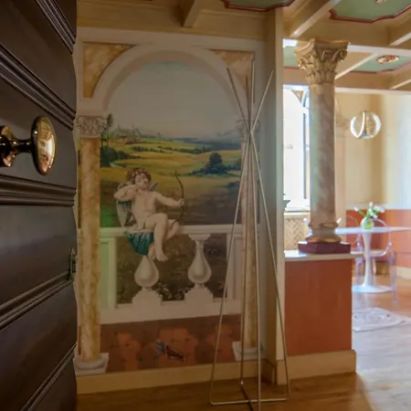 Barocco House In Albano Apartment *